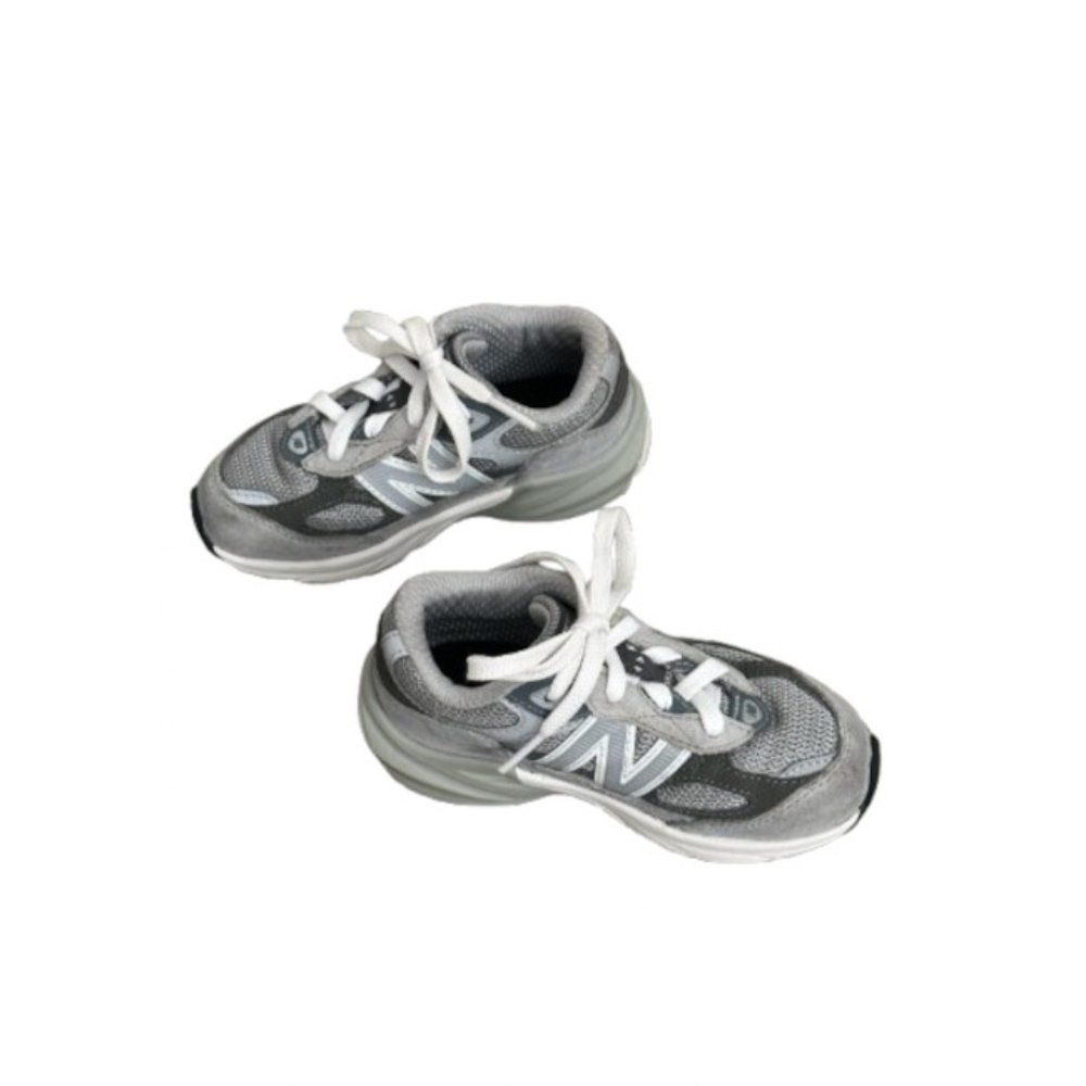 Toddler New Balance 990v6 Grey Sneakers 8 - Picture 5 of 8